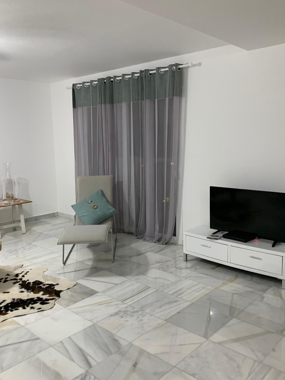 Hermoso penthouse con vista a la piscina en Residencial Las Olas  Foto 7273534-8.jpg
