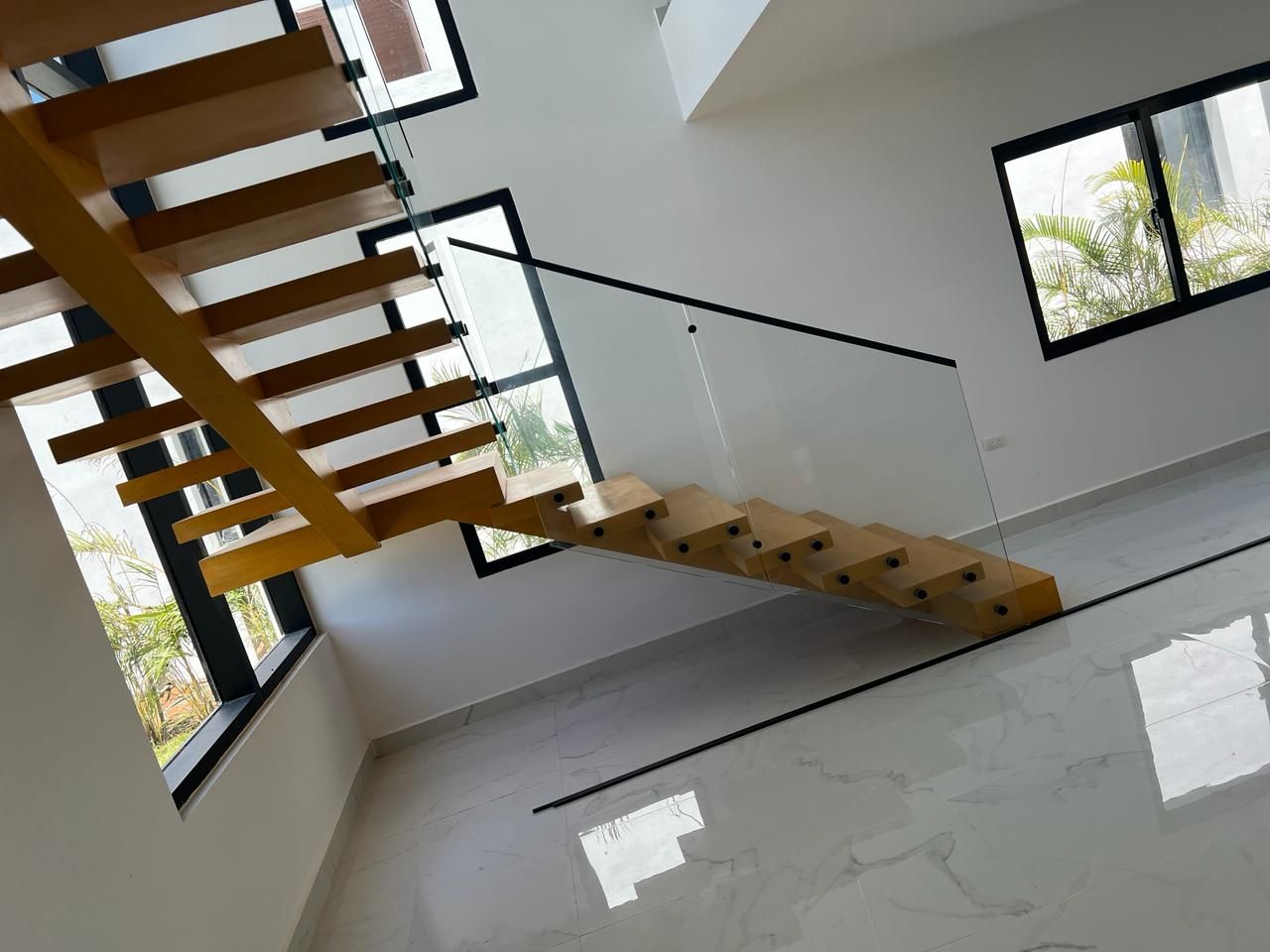 Vendo villa con concepto dúplex y diseños contemporáneo en Marina Vill Foto 7273574-6.jpg