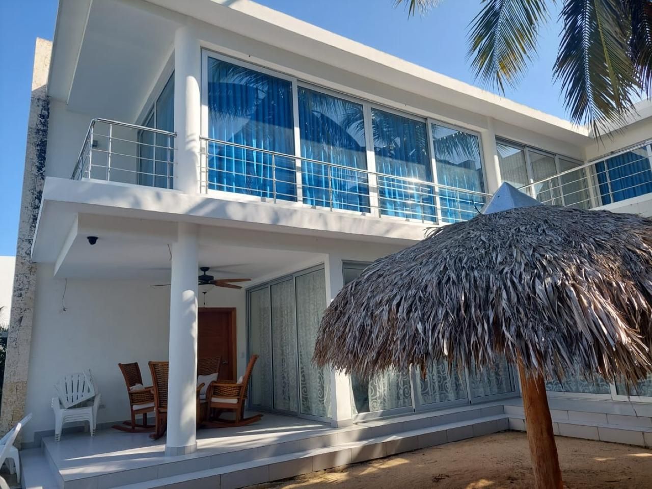 Hermosa y majestuosa villa en el área exclusiva de nuestro residencial Foto 7273575-11.jpg