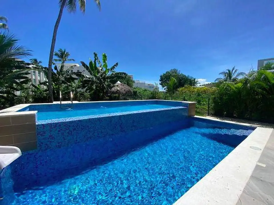 Hermosa y majestuosa villa en el área exclusiva de nuestro residencial Foto 7273575-9.jpg