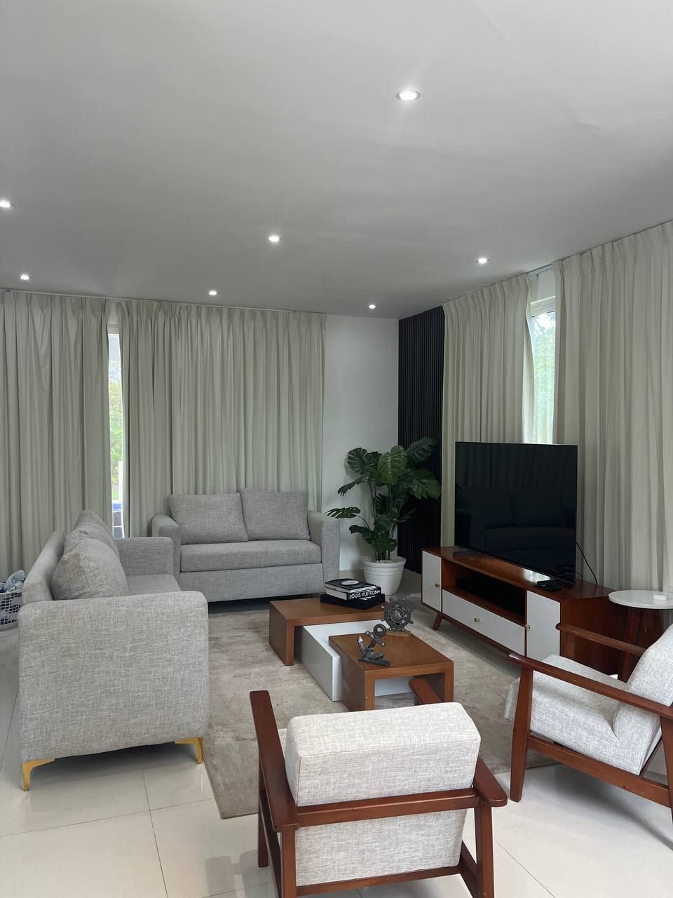 Moderna y acogedora villa en el área exclusiva de nuestros Residencial Foto 7273646-5.jpg