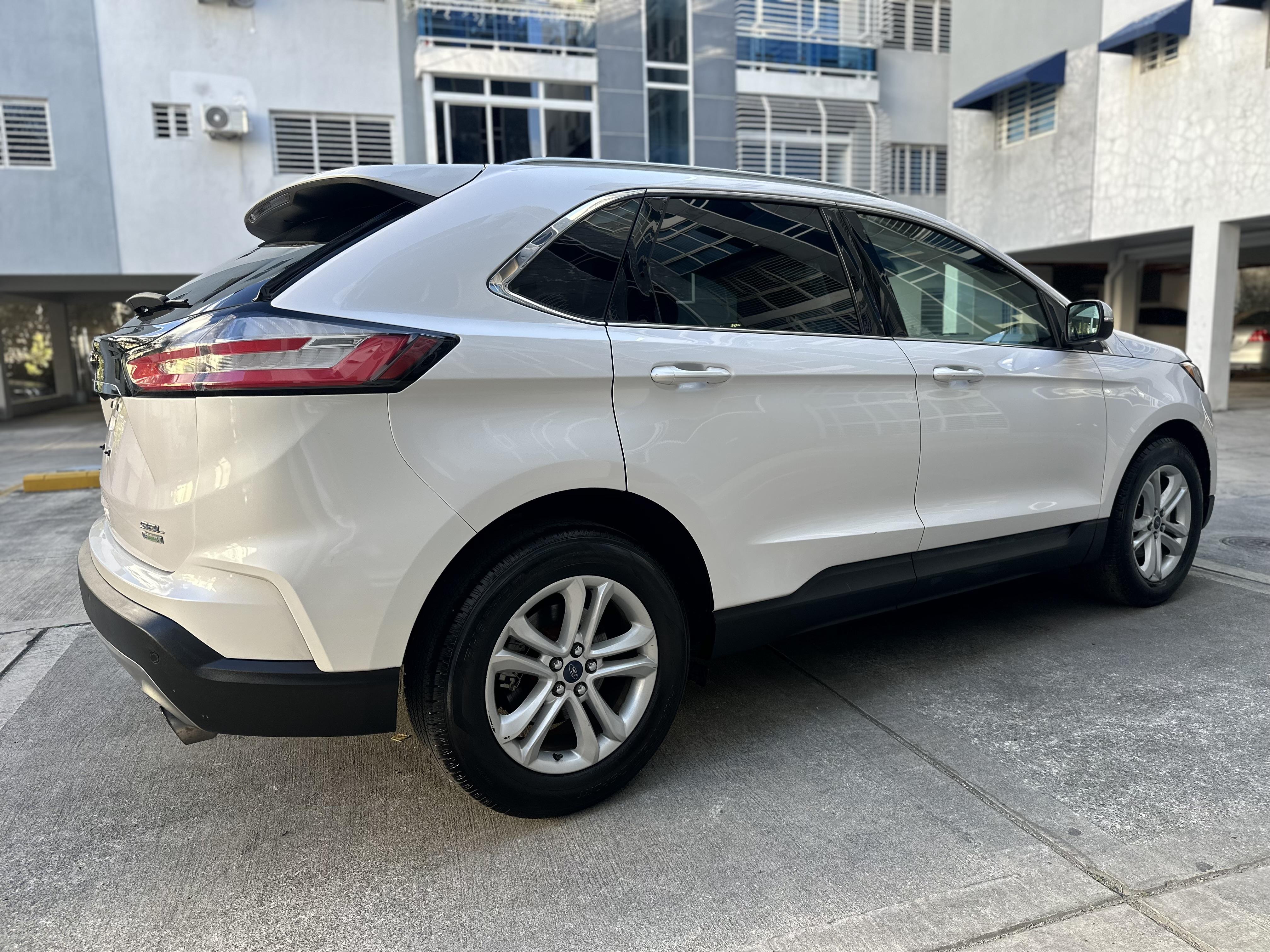 Vendo hermosa Ford Edge SEL 19 clean Carfax Foto 7273665-4.jpg