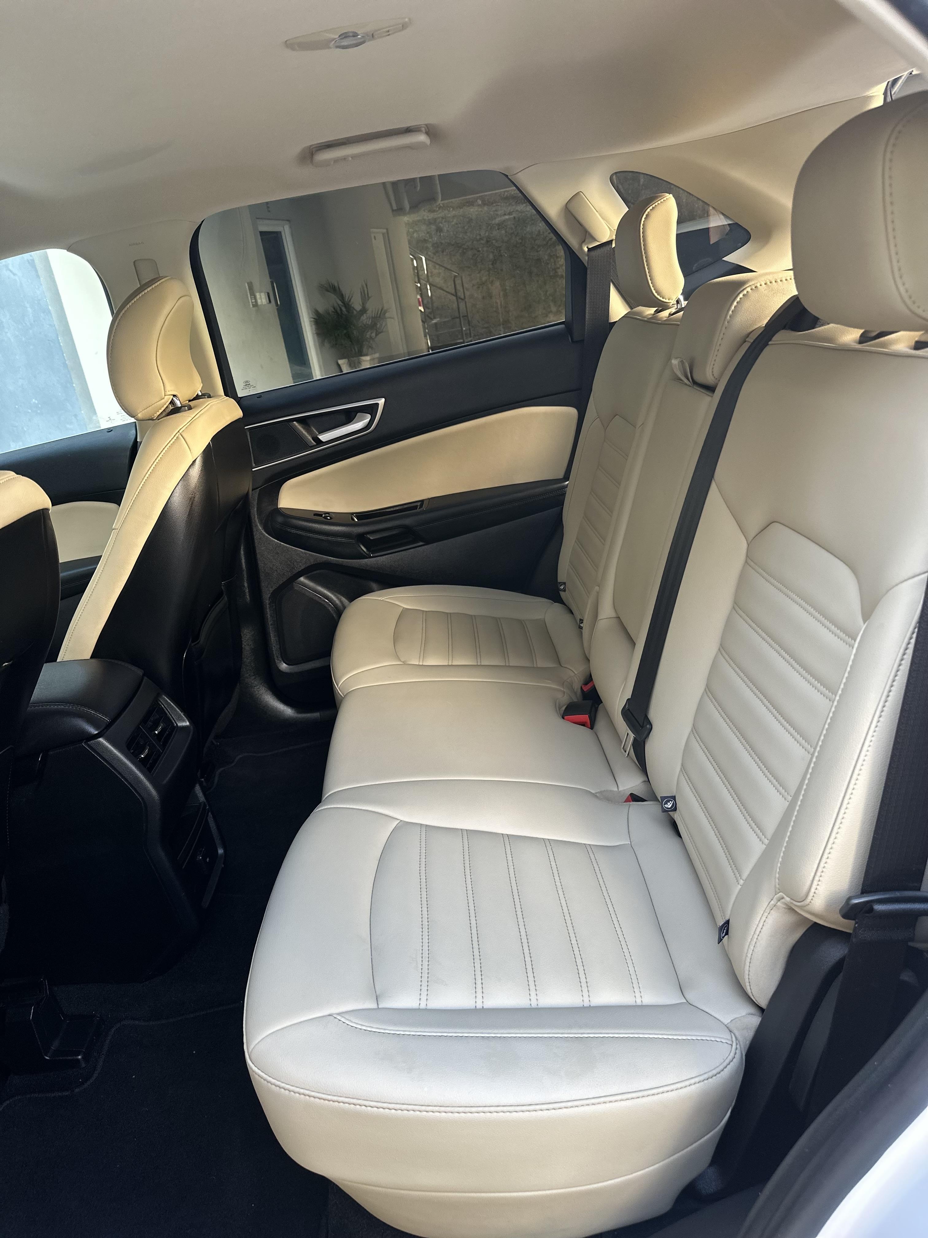 Vendo hermosa Ford Edge SEL 19 clean Carfax Foto 7273665-7.jpg