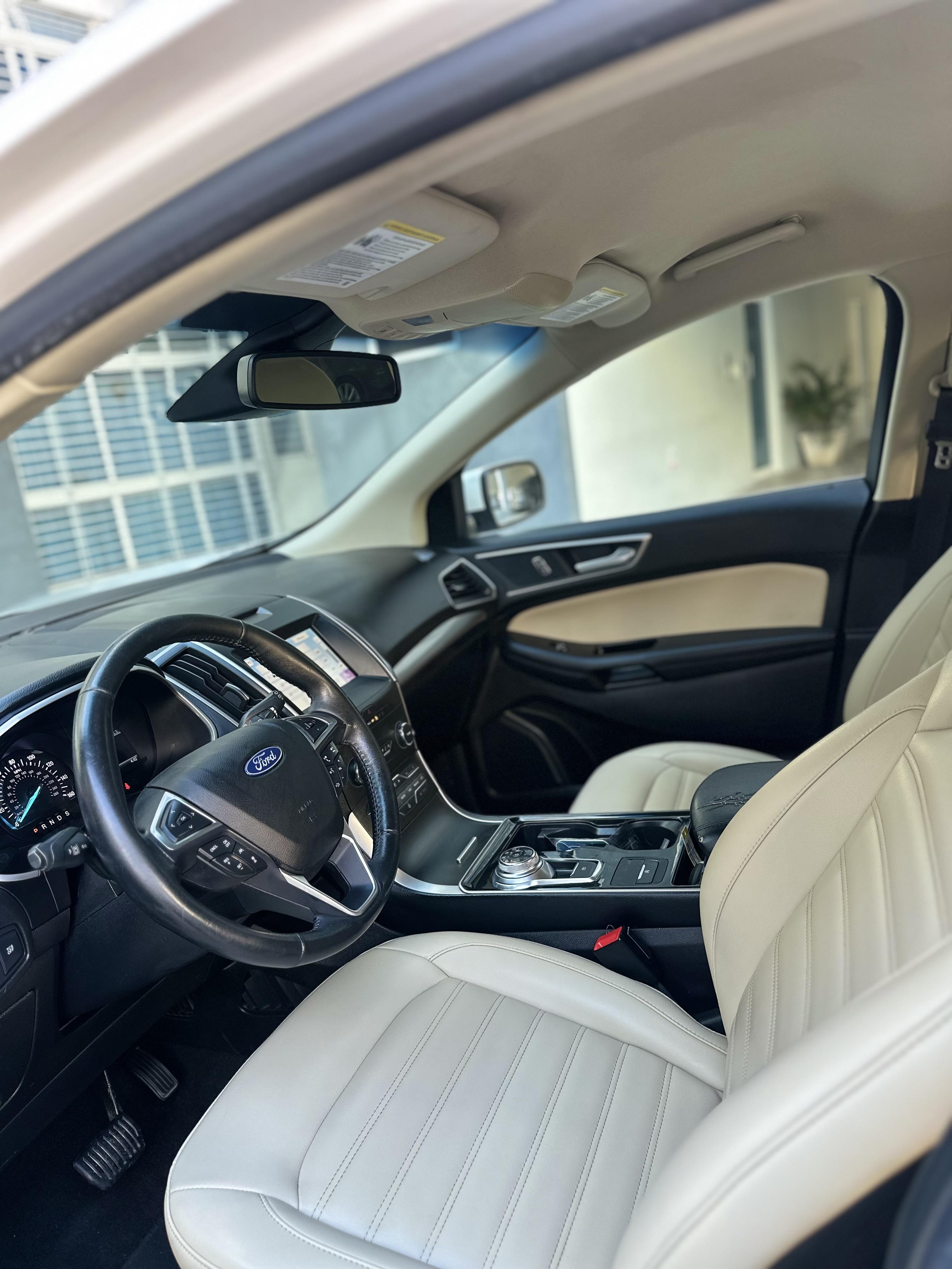Vendo hermosa Ford Edge SEL 19 clean Carfax Foto 7273665-8.jpg
