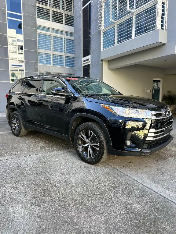 Vendo hermosa Toyota Highlander 2019 AWD Clean Carfax!! Foto 7273672-1.jpg