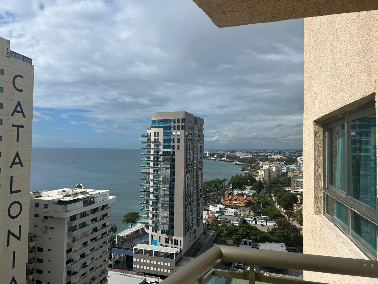 Vendo apartamentos Malecón center en Santo domingo Foto 7273673-3.jpg
