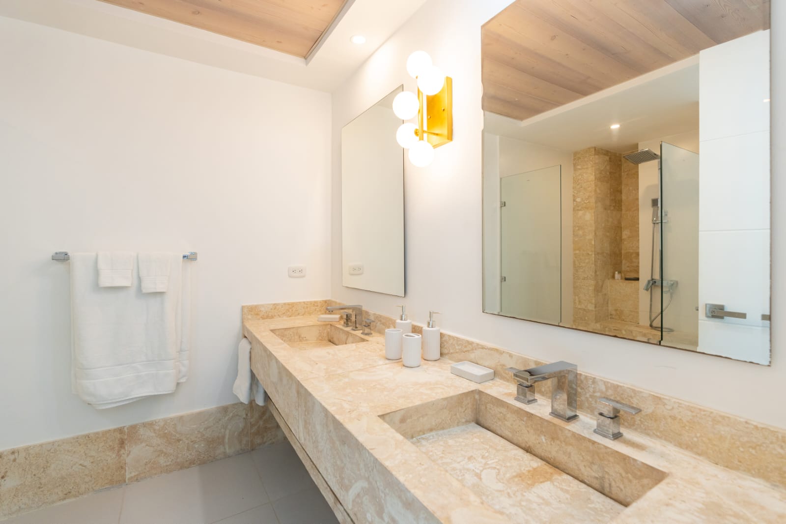 VENDO APARTAMENTO UBICADO EN JUAN DOLIO Foto 7273924-11.jpg