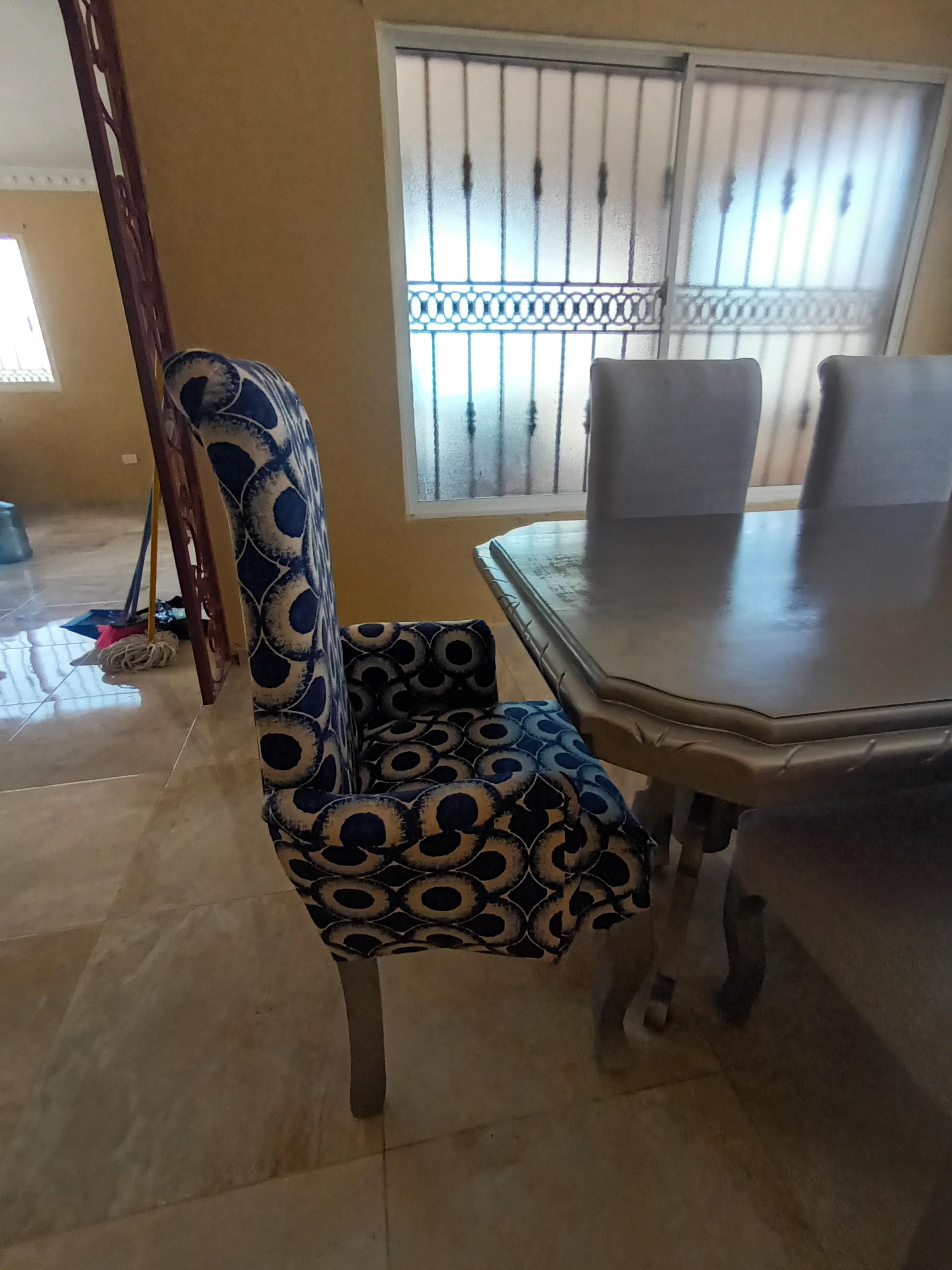 Comedor de 6 sillas caoba y andiroba recién tapizado Foto 7273937-2.jpg