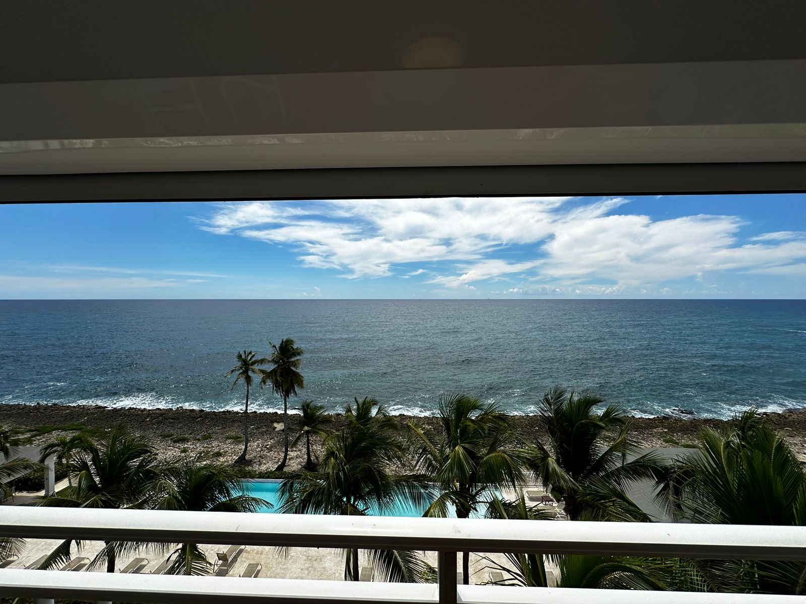  Alquilo Apartamento frente al Mar en condominio cerrado EN JUAN DOLIO Foto 7273950-3.jpg