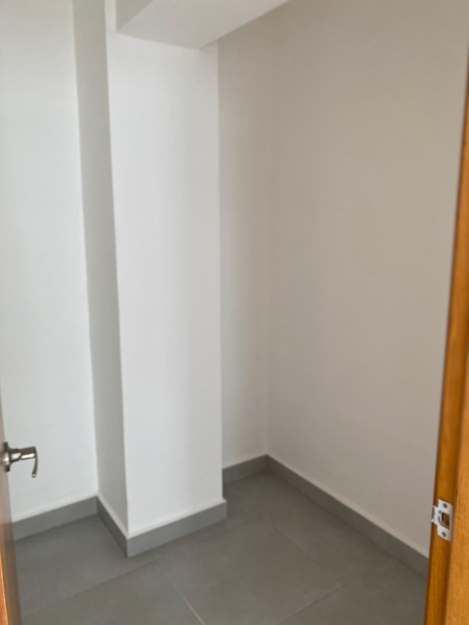 Apartamento nuevo en alquiler de 1 habitacion en Evaristo Morales Foto 7273952-10.jpg