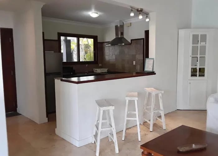 Vendo villa privada ubicada en Juan Dolió Foto 7273959-14.jpg