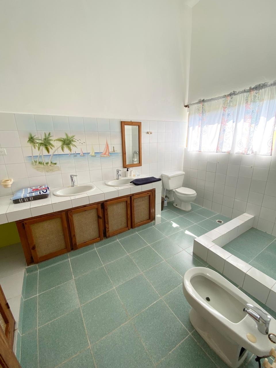 Vendo Innovador apartamento ubicado en Juan Dolió Foto 7273987-5.jpg
