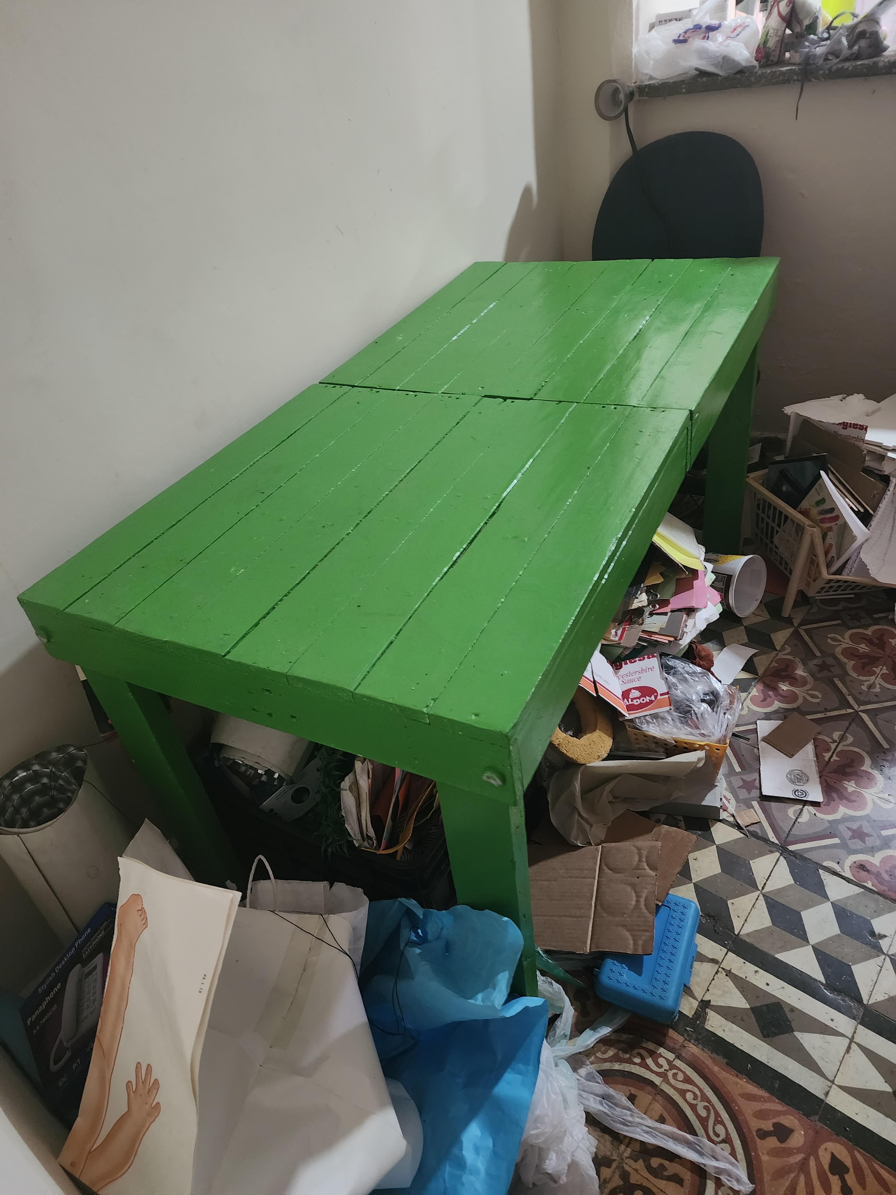 Vendo 8 sillas 2 mesas expansibles desarmables en madera como comedor  Foto 7273992-9.jpg