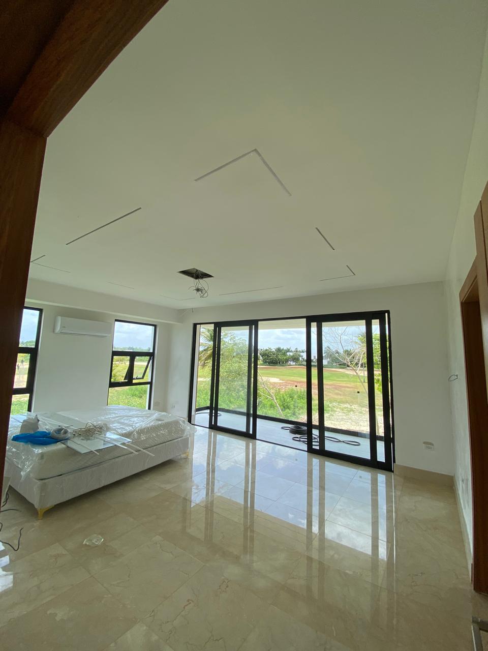 Vendo villa de lujo frente al campo de golf en Playa Nueva Romana Foto 7273997-13.jpg