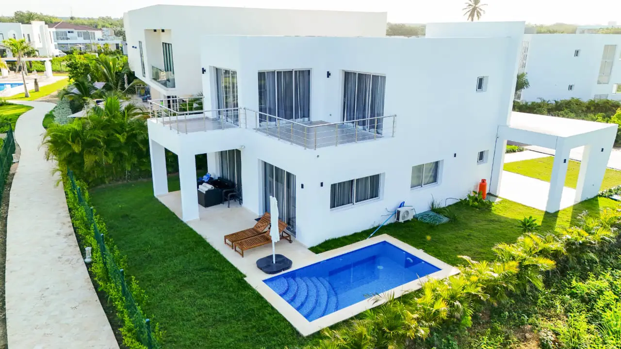 Vendo villa en el residencial Sunrise ubicado en La Romana Foto 7273999-2.jpg