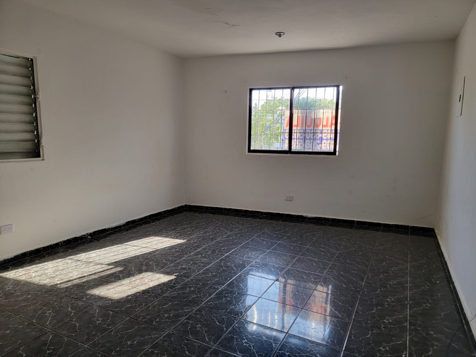 RENTO APART DE 1 HABITACION A UNA ESQ D LA CARR MELLA LUCERNA STO.DGO. Foto 7274078-4.jpg