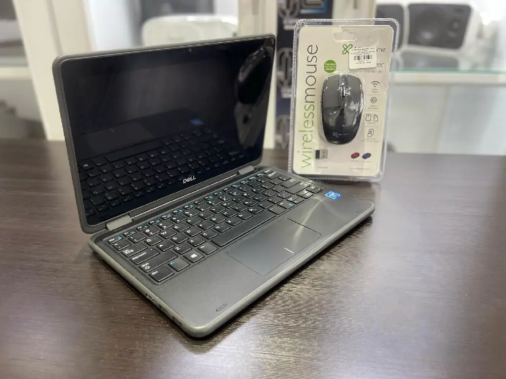 Laptops Dell Latitude 3190 2 en 1 Foto 7274087-5.jpg