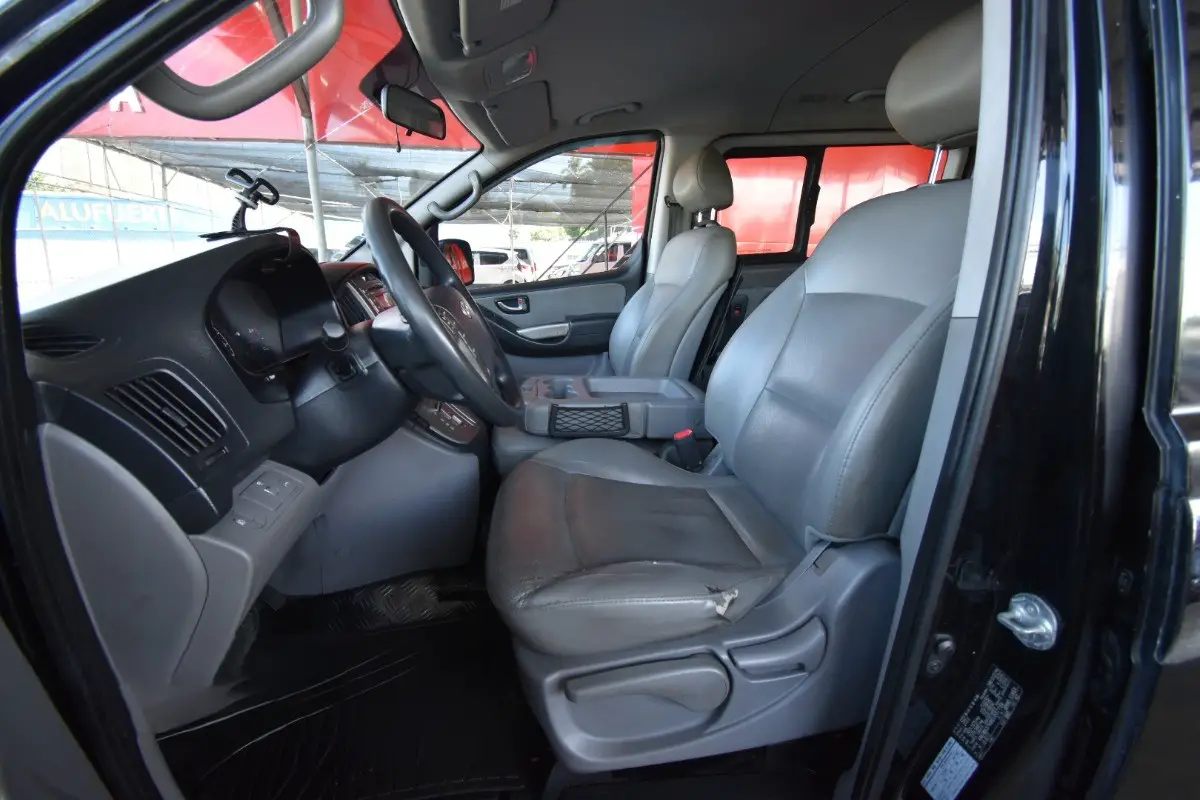HYUNDAI GRAND STAREX CVX 2014 Foto 7274094-4.jpg