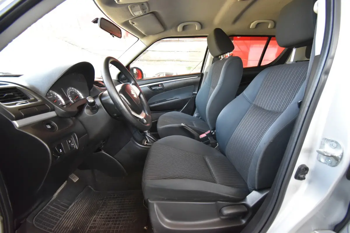 SUZUKI SWIFT 2016 Foto 7274098-4.jpg