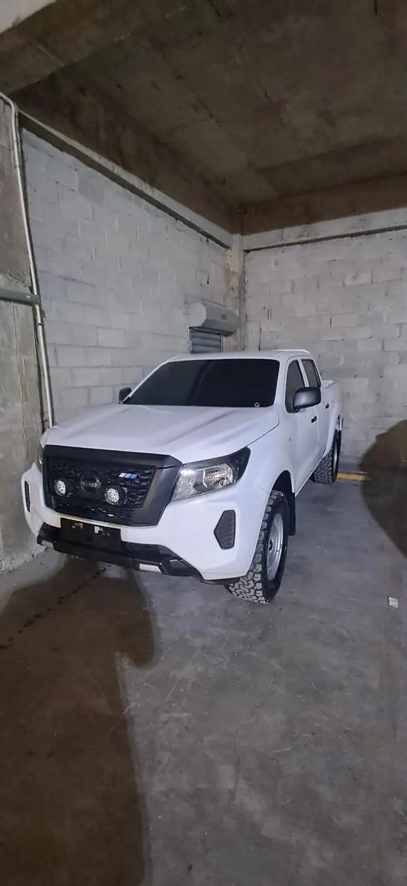 NISSAN  FRONTIER NP300 2 CAB 4X4 AÑO 2022 Foto 7274110-9.jpg