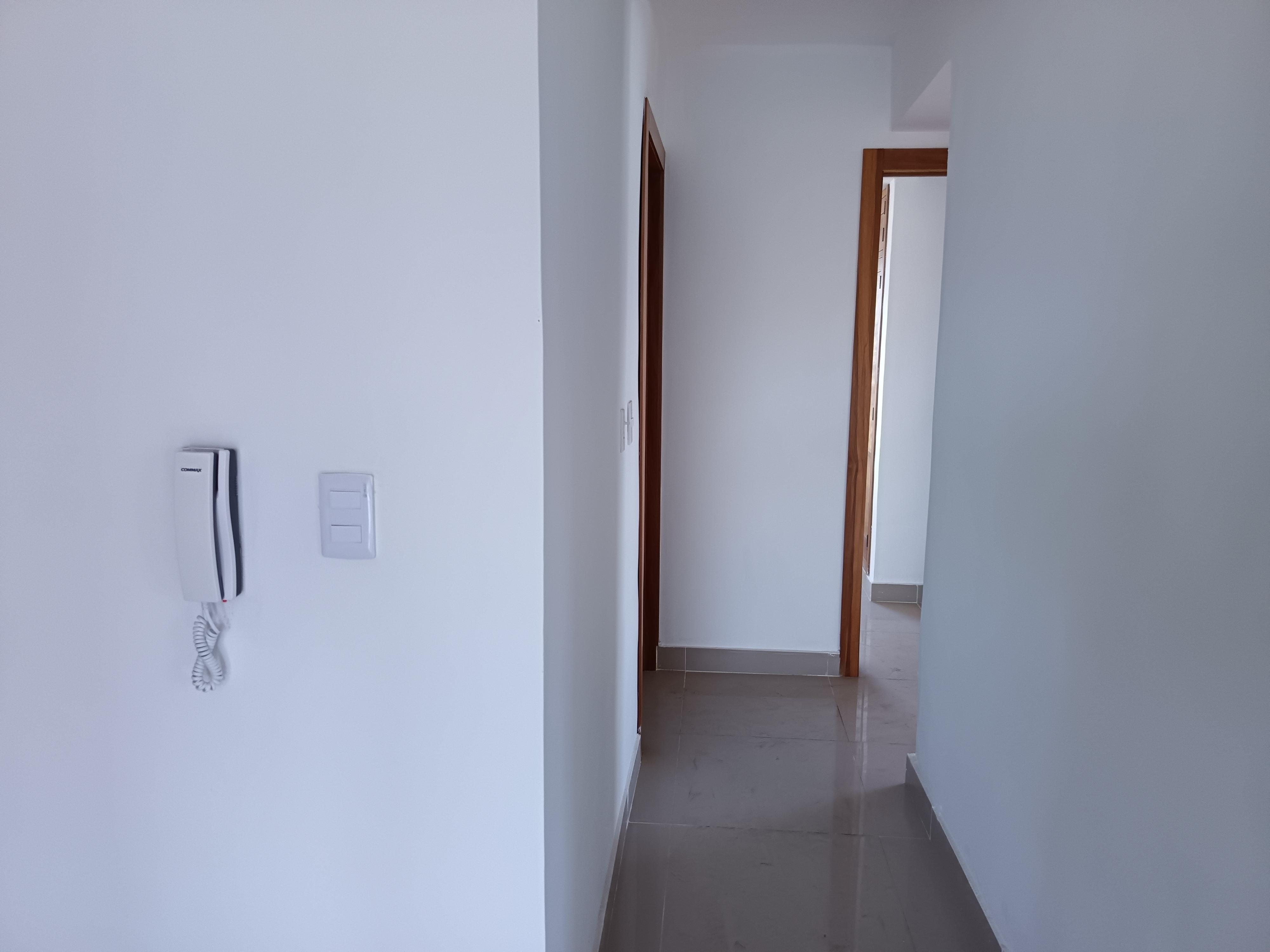 Amplio Ph Con Terraza 4 Hab 300 M2  En Reparto Los 3 Ojos  Foto 7274122-14.jpg