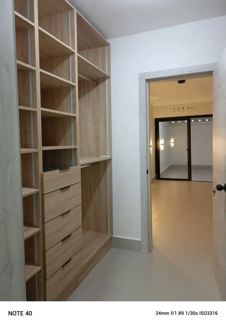 Apartamento en Alquiler con linea blanca en Evaristo Morales Foto 7274127-11.jpg