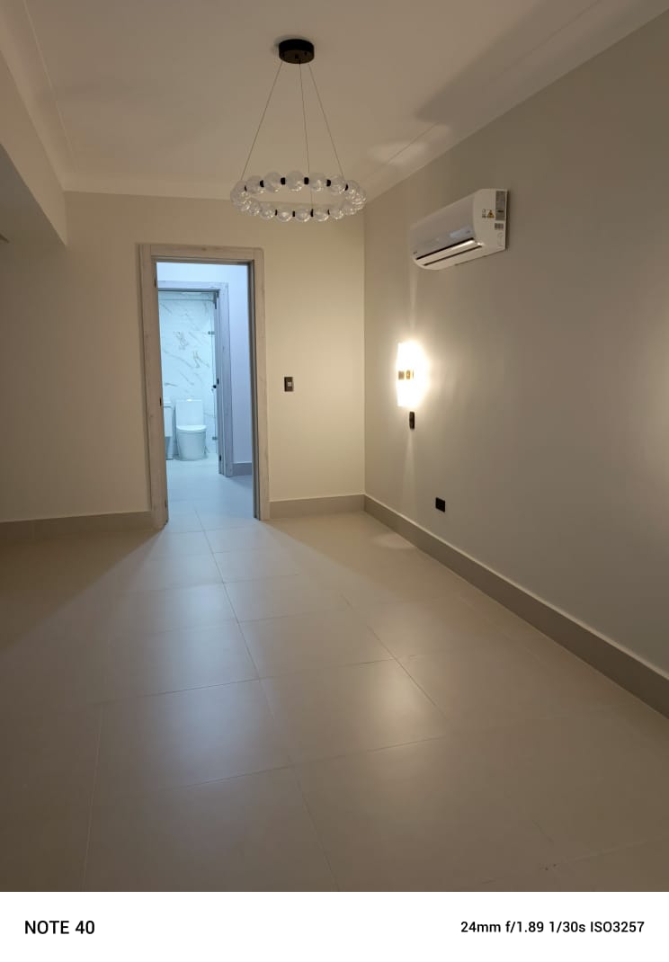 Apartamento en Alquiler con linea blanca en Evaristo Morales Foto 7274127-6.jpg