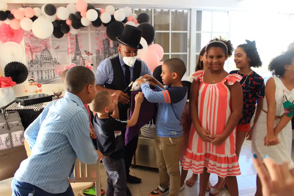 ????✨ Show de Magia para Cumpleaños en Santo Domingo — Diversión y Sor Foto 7274139-2.jpg