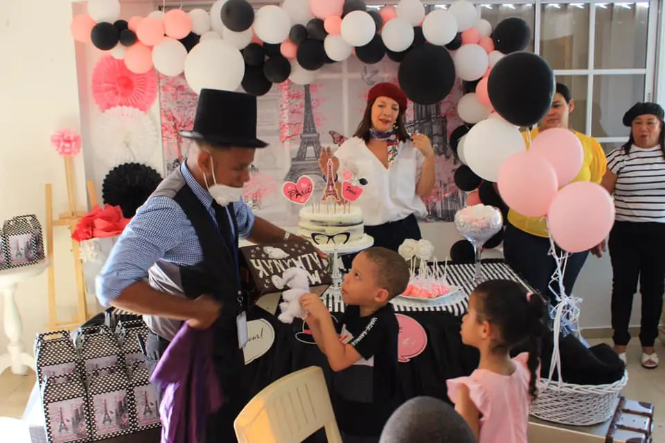 ????✨ Show de Magia para Cumpleaños en Santo Domingo — Diversión y Sor Foto 7274139-3.jpg
