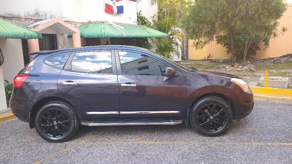 Nissan rogue 2013 en letrero oportunidad  Foto 7274153-1.jpg