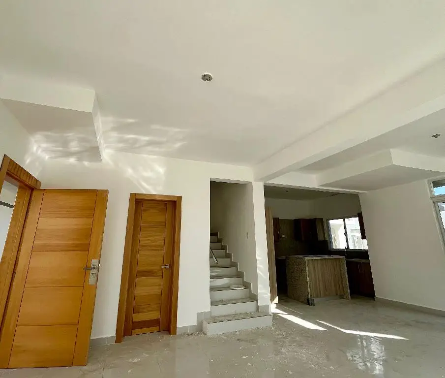 Casa de dos niveles en residencial cerrado Foto 7274156-3.jpg