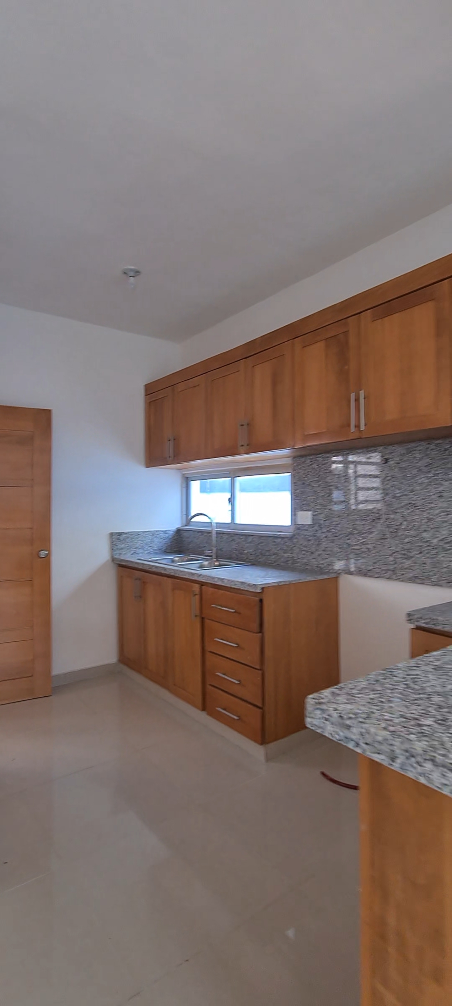 Casa de dos niveles en residencial cerrado en San Cristobal Foto 7274157-6.jpg