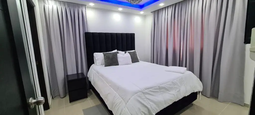 Venta de apartamento en oportunidad en Santo Domingo Este Foto 7274180-2.jpg