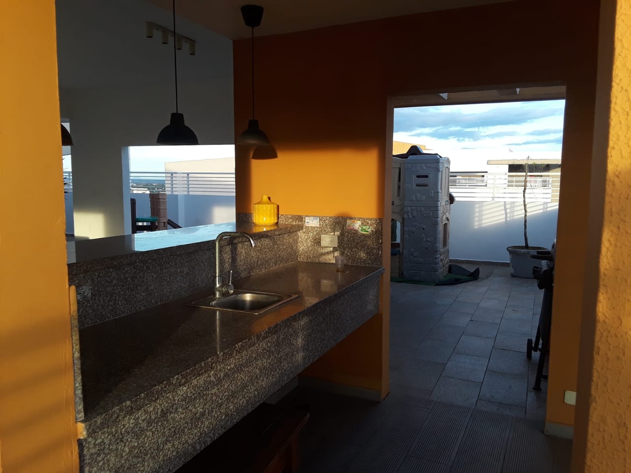 Venta de apartamento en oportunidad en Santo Domingo Este Foto 7274180-5.jpg