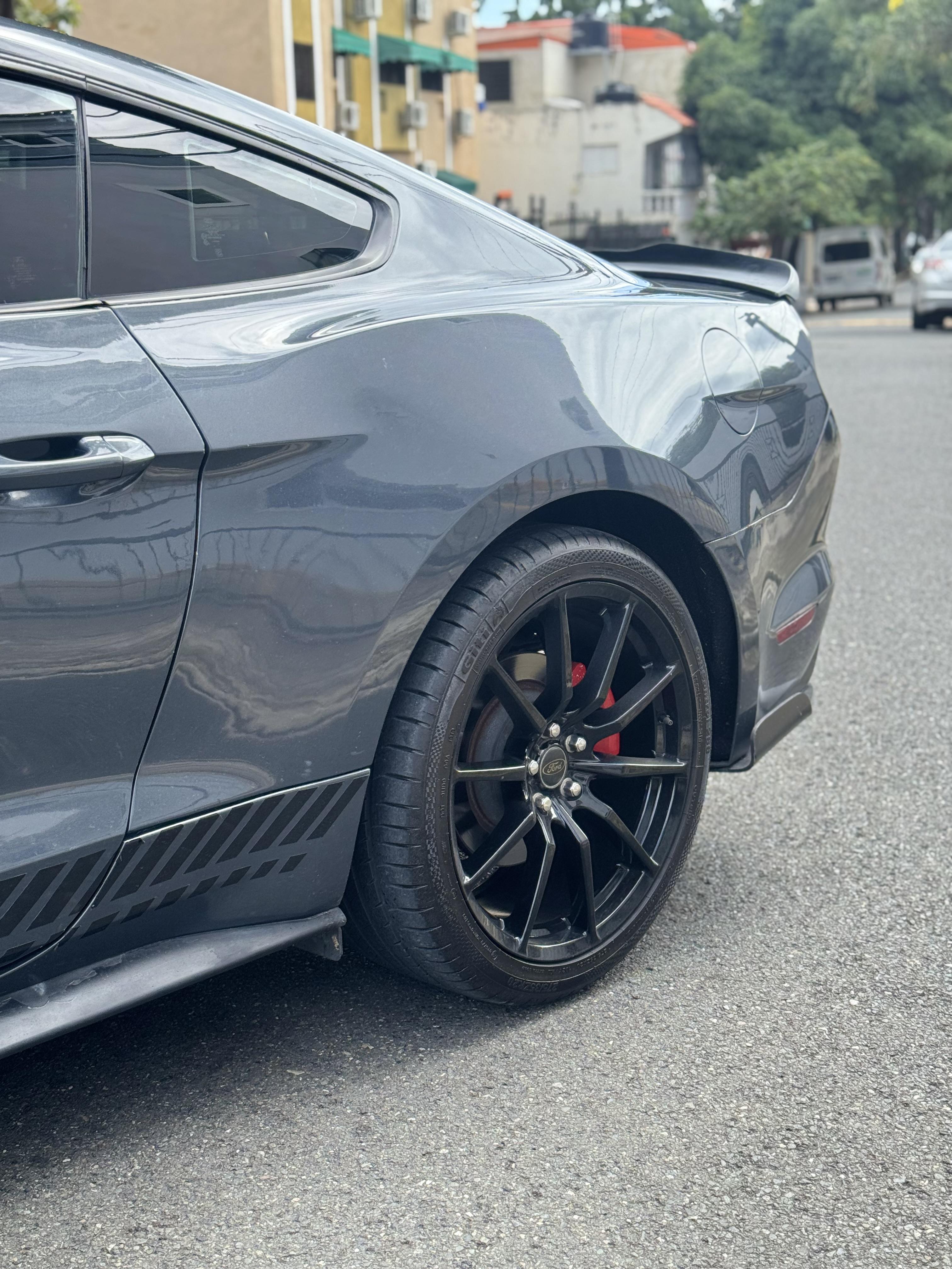 Ford Mustang 2016 V6  Foto 7274182-8.jpg