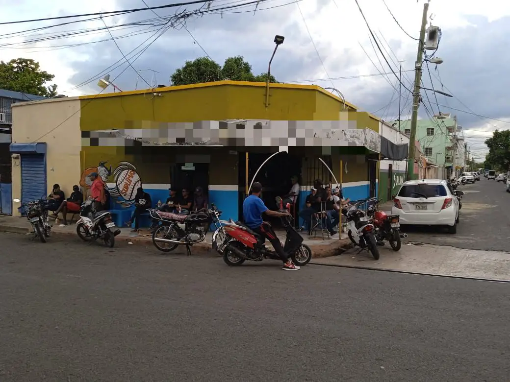 Venta De Súper Local Comercial En La Romana Foto 7274207-1.jpg