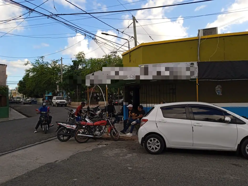 Venta De Súper Local Comercial En La Romana Foto 7274207-3.jpg