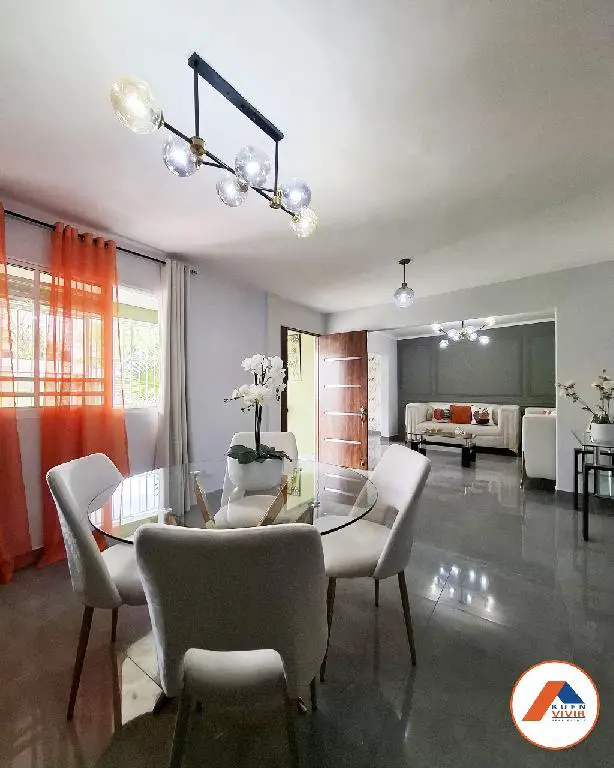 Hermosa Extensa Y Confortable Casa En Lucerna Foto 7274231-2.jpg