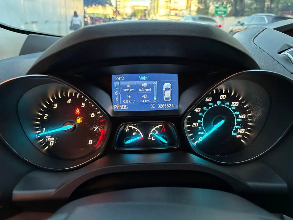 Ford Escape 2015 Foto 7274235-9.jpg