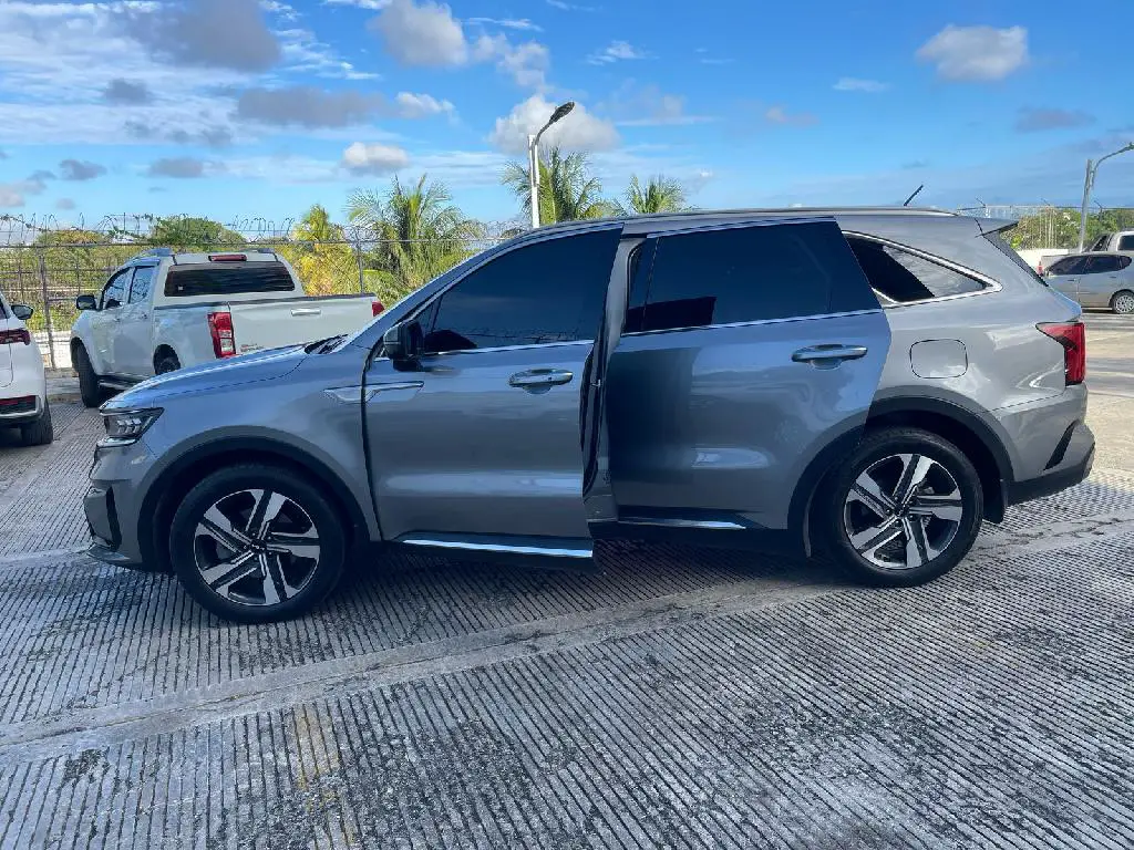 Kia Sorento 2023 Luxury 28 mil Kilometro Tiene Garantia de Viamar hast Foto 7274296-2.jpg