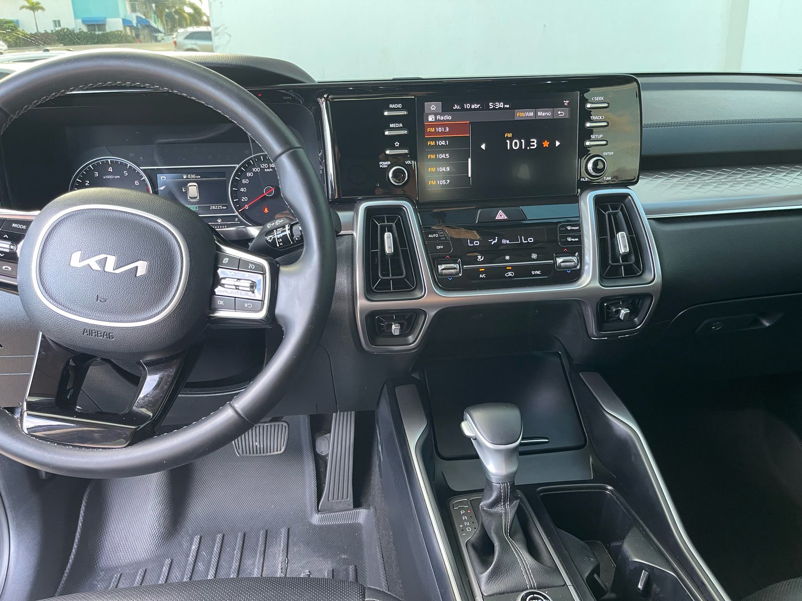 Kia Sorento 2023 Luxury 28 mil Kilometro Tiene Garantia de Viamar hast Foto 7274296-7.jpg