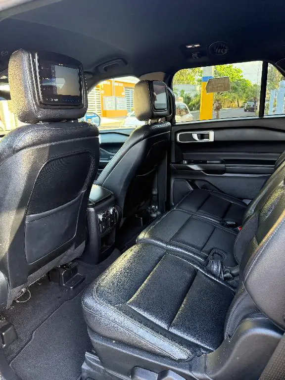 FORD EXPLORER XLT 4WD Foto 7274307-5.jpg