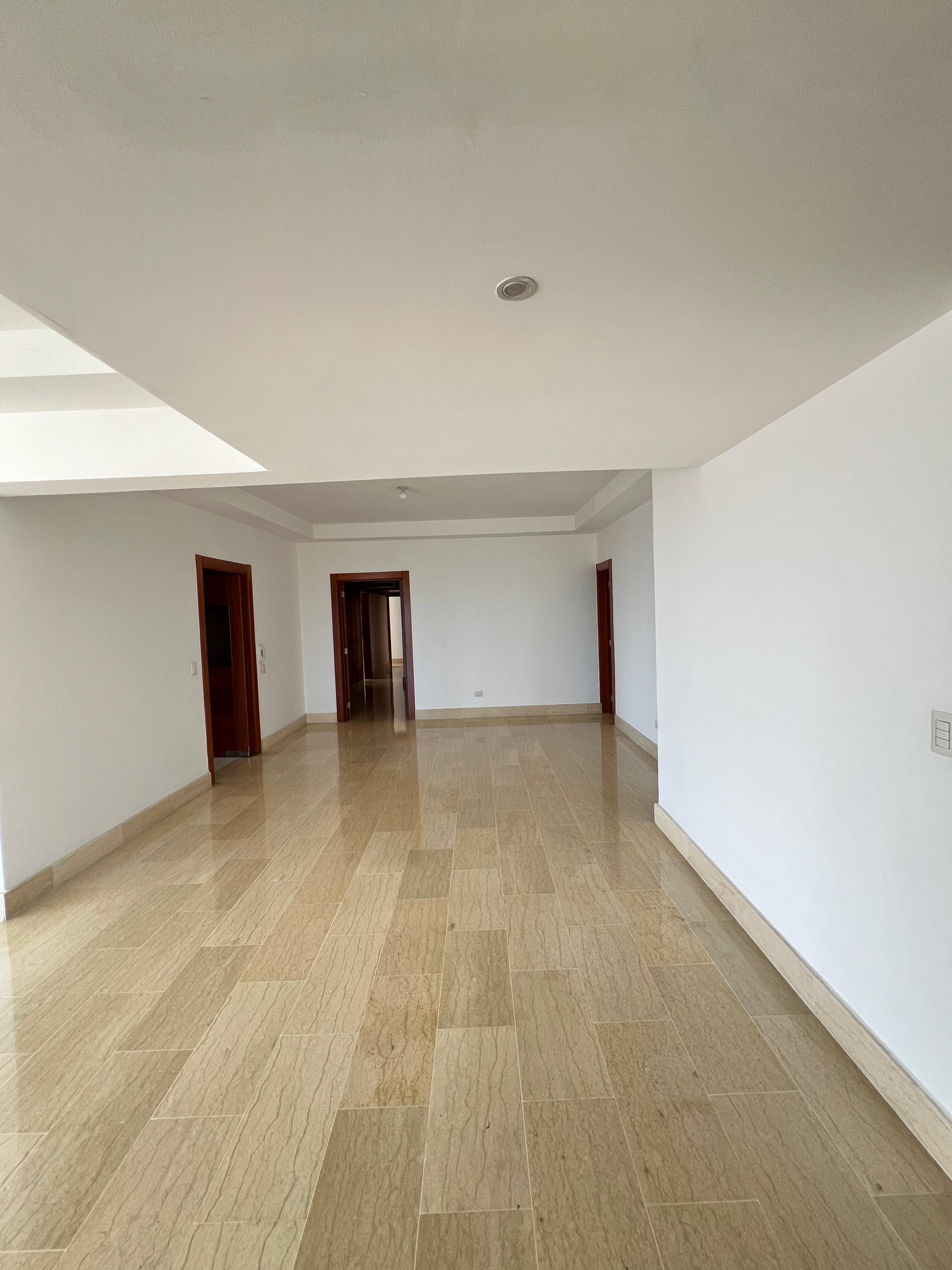 Apartamento en Alquiler en Bella Vista piso 13 con Vista al Mar Foto 7274331-11.jpg