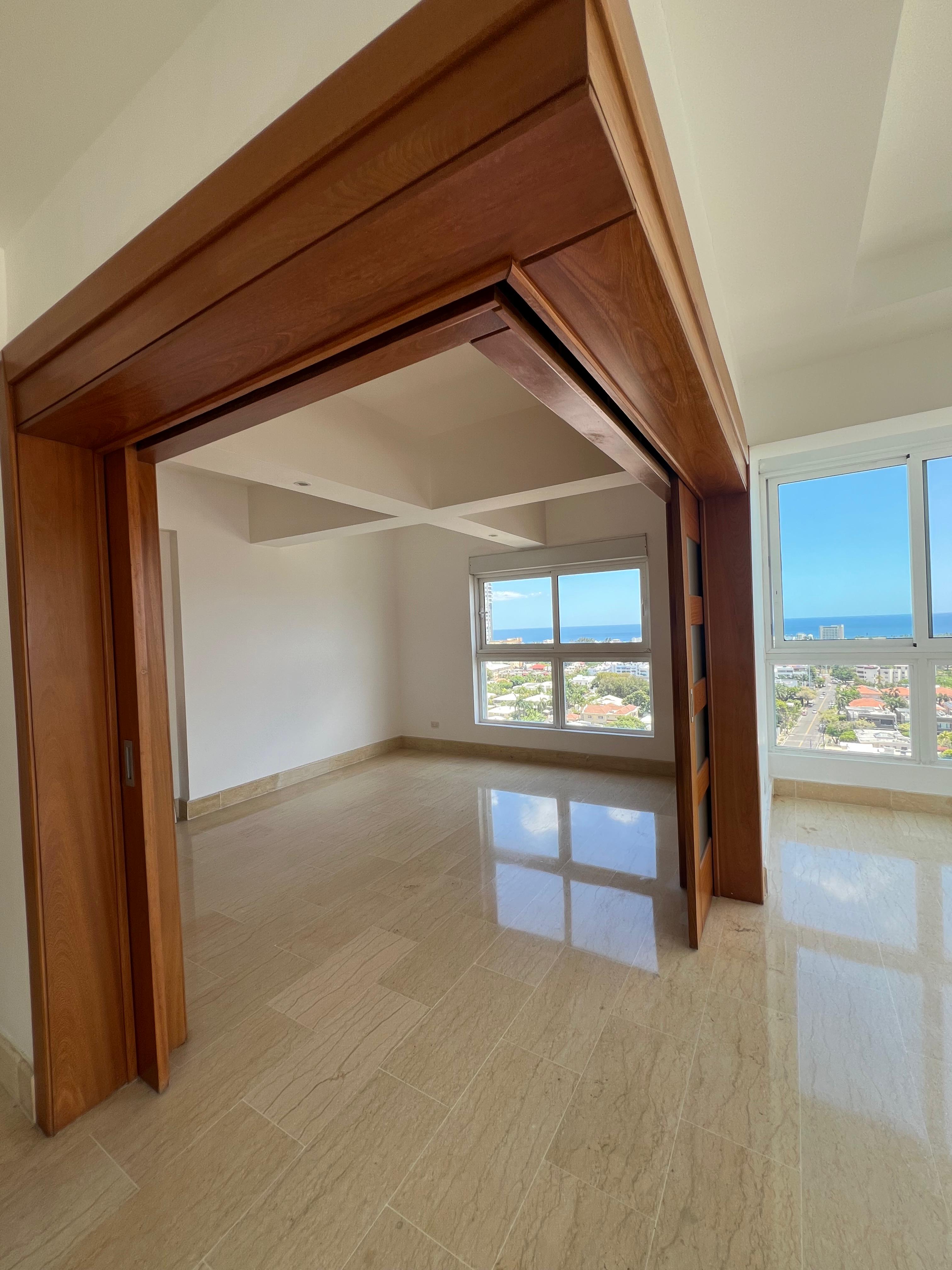 Apartamento en Alquiler en Bella Vista piso 13 con Vista al Mar Foto 7274331-15.jpg