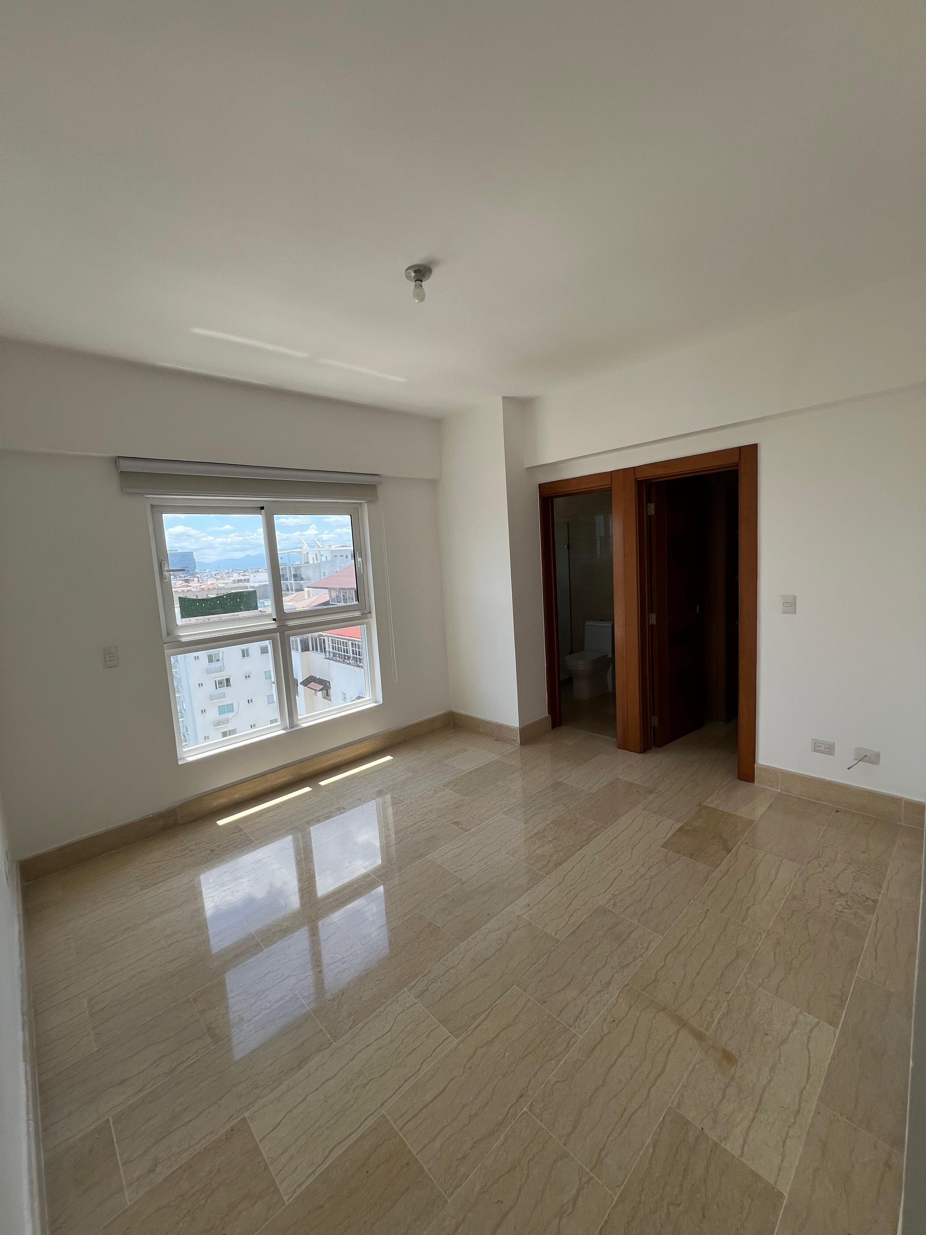 Apartamento en Alquiler en Bella Vista piso 13 con Vista al Mar Foto 7274331-4.jpg