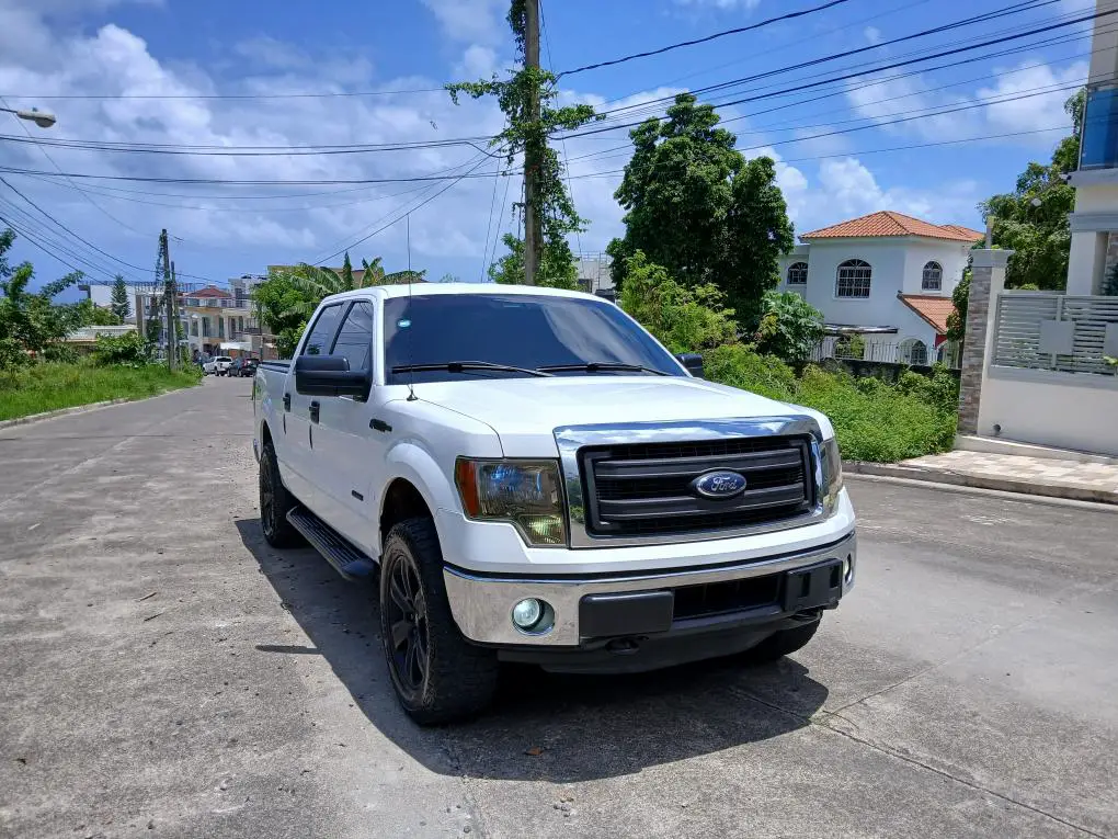 FORD F150 2014 XLT V6 Eco-Boost inf Whatsapp 829-267-4915  Foto 7274333-2.jpg