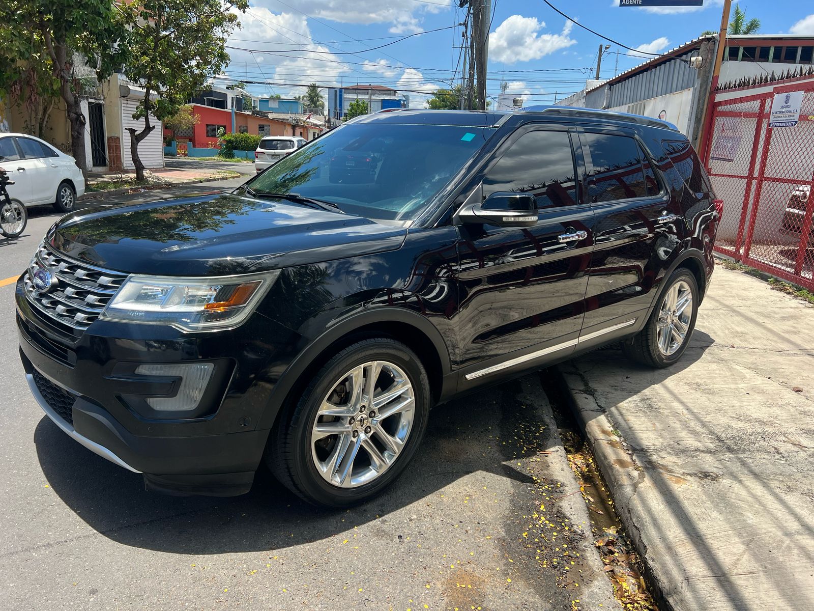 ford explorer limited 2016 Foto 7274372-3.jpg