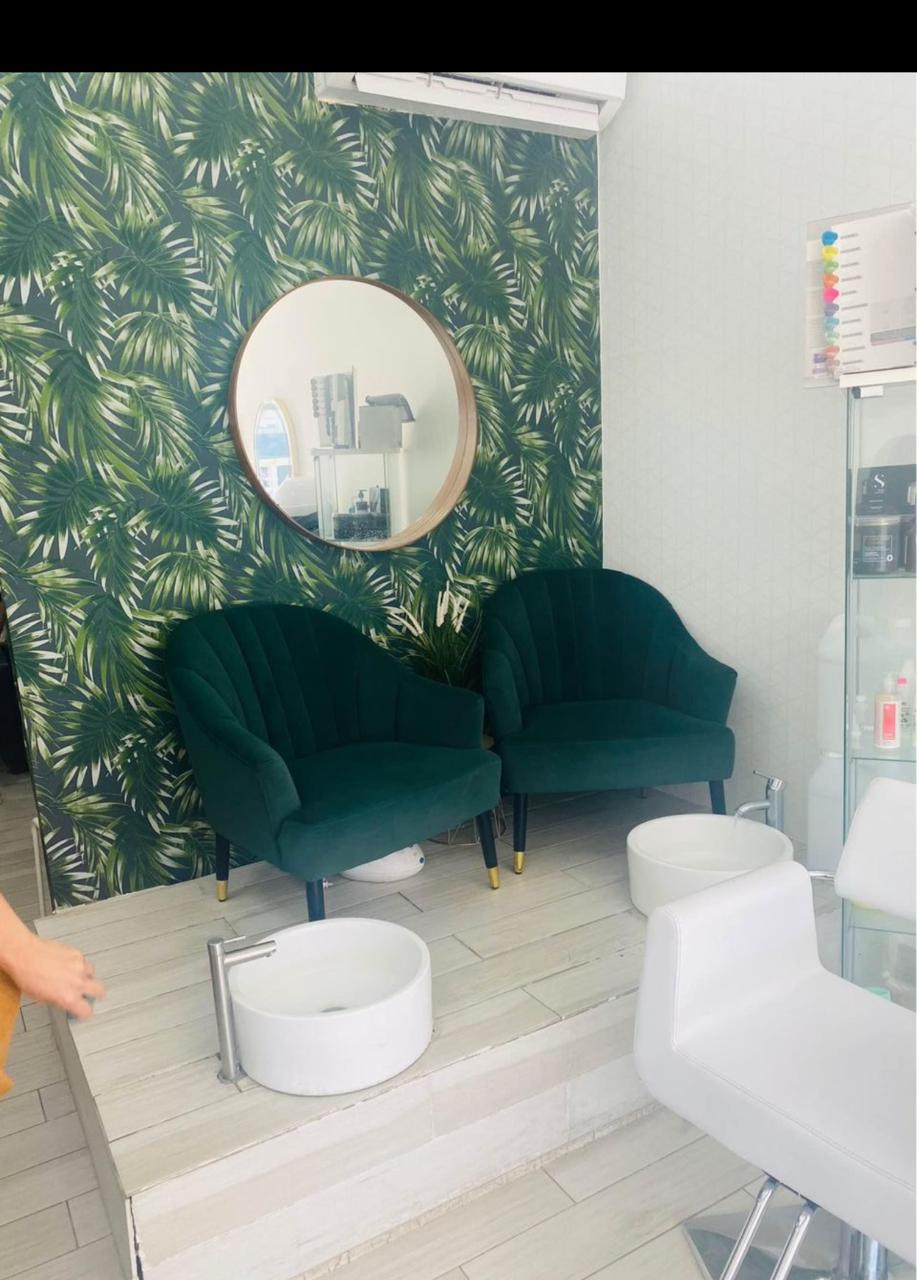 Vendo salon de belleza en Av. Venezuela en Santo Domingo Este  Foto 7274436-8.jpg
