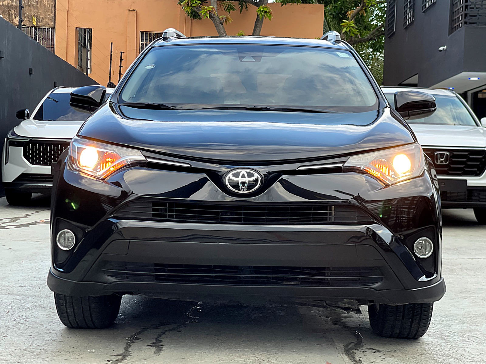 TOYOTA RAV LE 4X4 2018 en Santo Domingo Este Foto 7274519-2.jpg