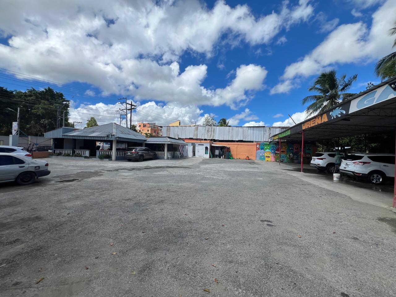 Vendo CAR WASH en LOS GUARICANOS de Oportunidad 1600 Mts.2 calle Sánch Foto 7274684-9.jpg